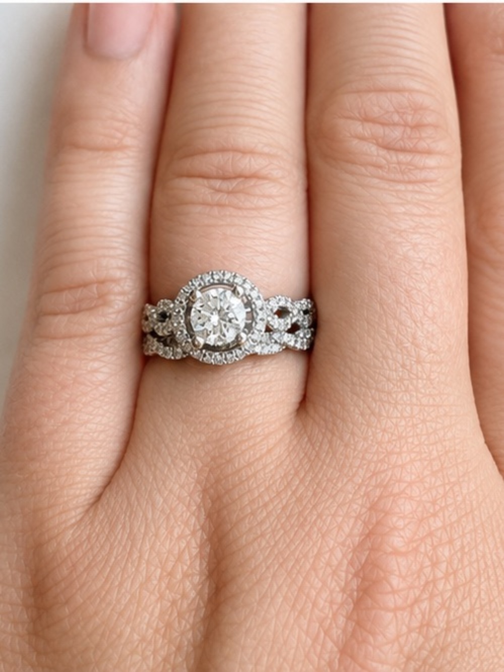 14K White Gold 1.15 CTW Diamond Halo Bridal Set Wedding Ring size 6.5